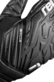 Reusch Attrakt Resist 5570615 7700 black 4